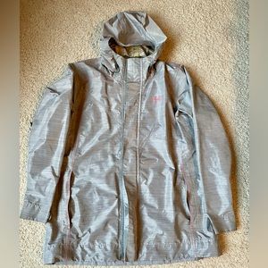 CUTE LADIES UNDER ARMOUR 3 SEASON RAIN JACKET